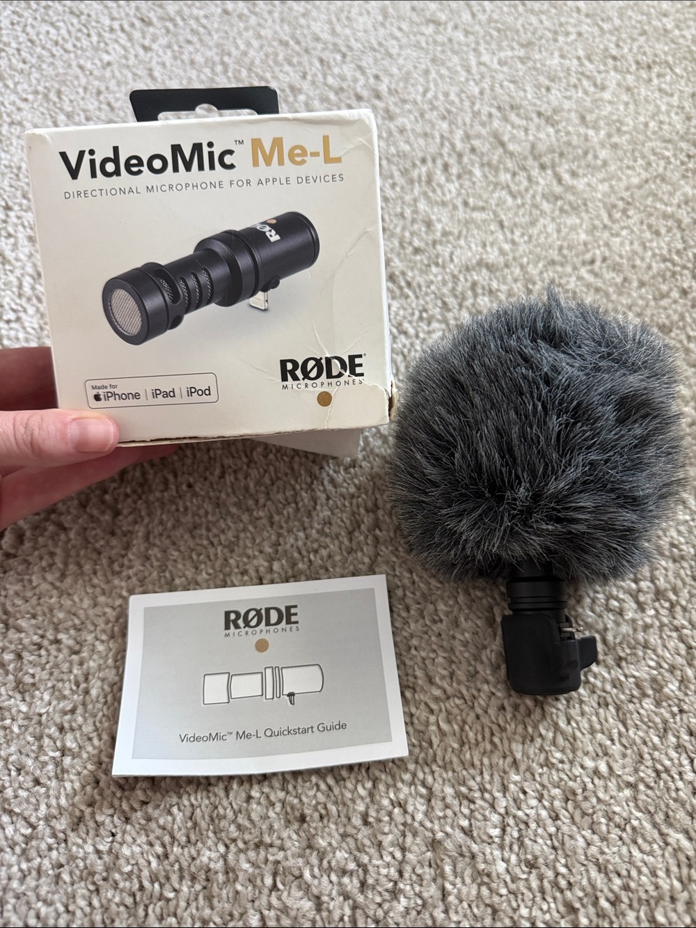 VideoMic Me‑L Directional Microphone – Black with Gray Windshield